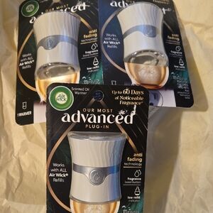 Three Air Wick Plug In Works W All Air Wick Refills New In Package